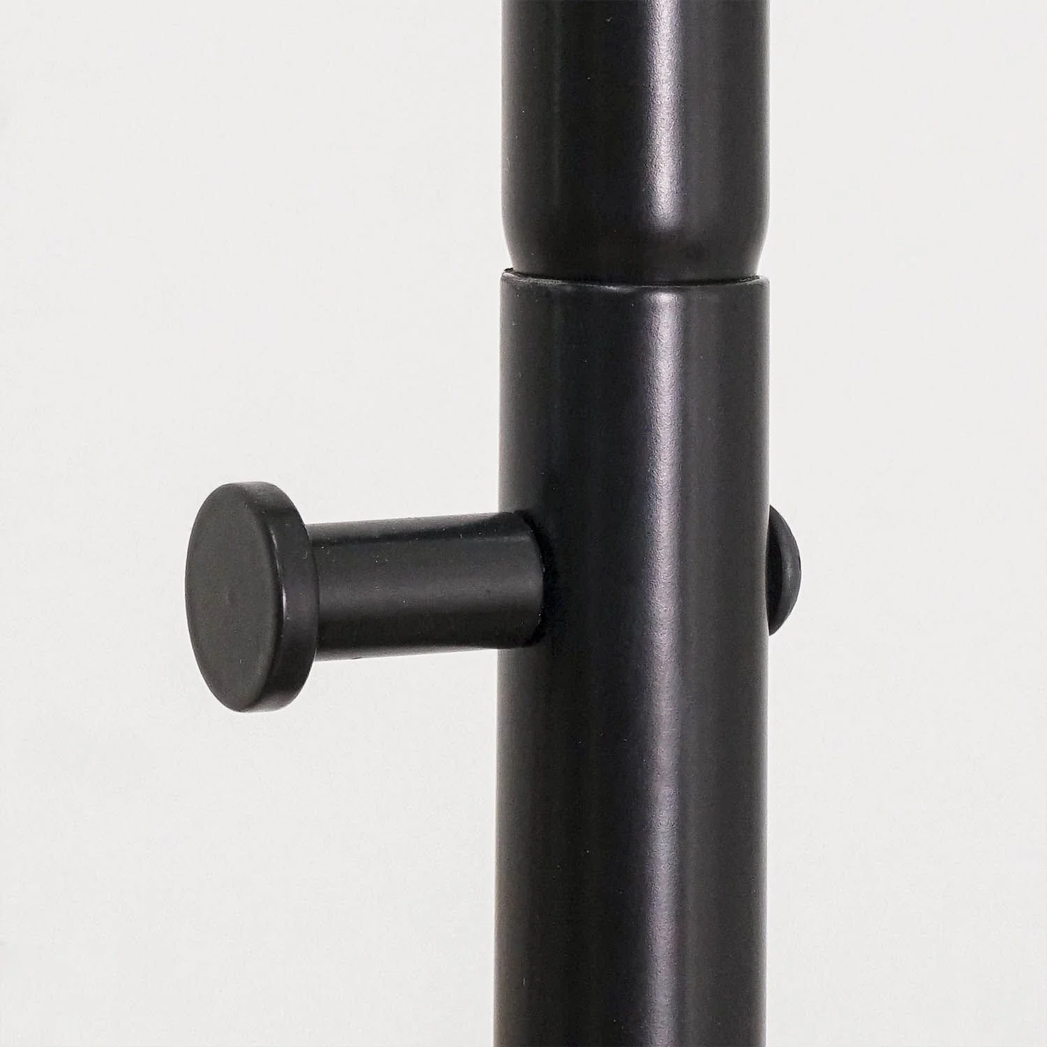 Вешалка гардеробная Валенсия 22М Черный