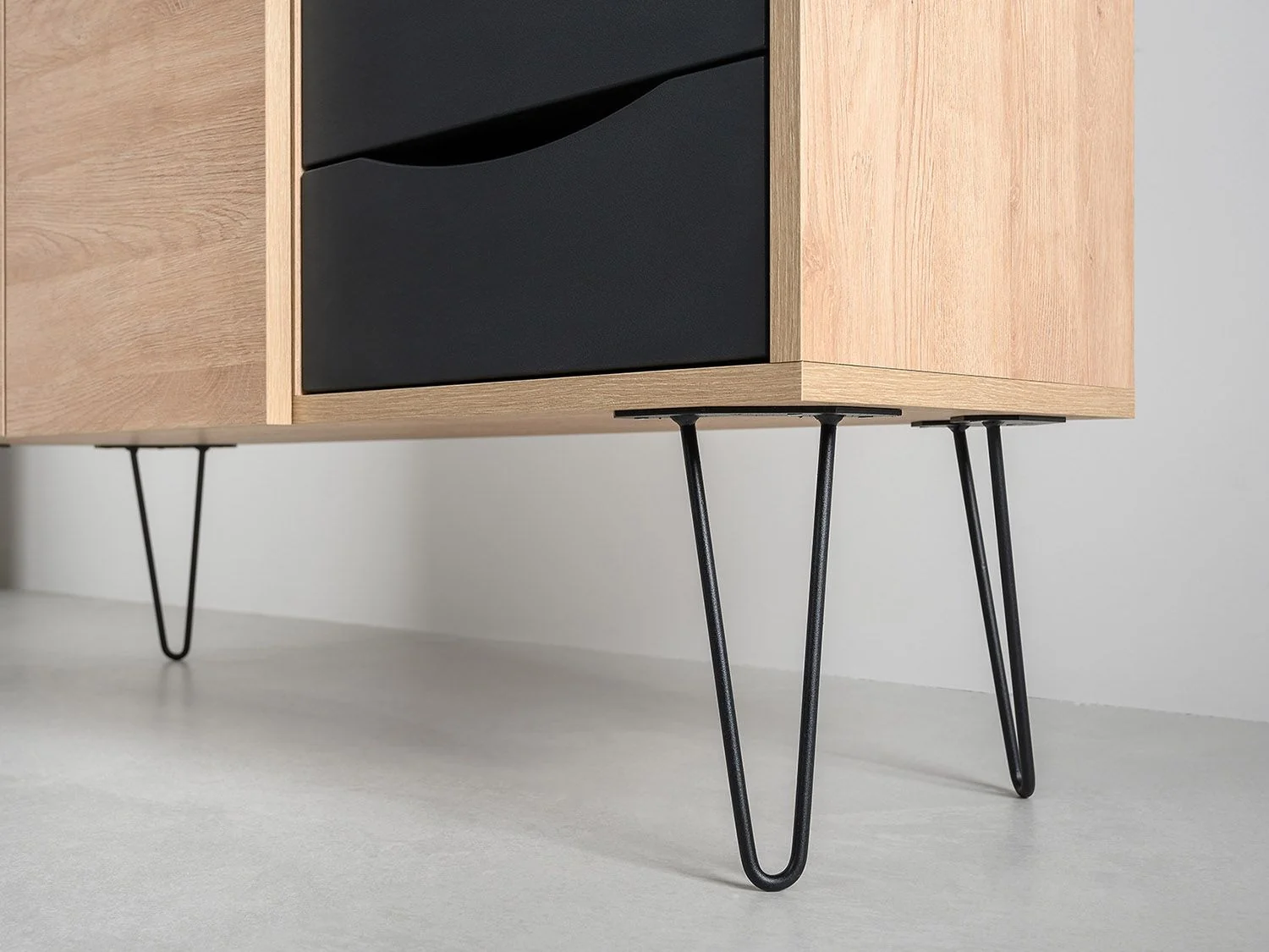 Брюс комод 16.233 Battle rock FSC Santiago / Черный