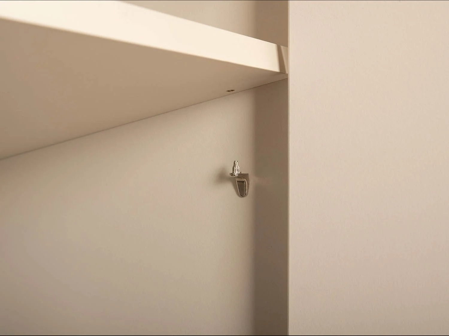 Тайл комод 16.237 Сатин/Эмили Блаш