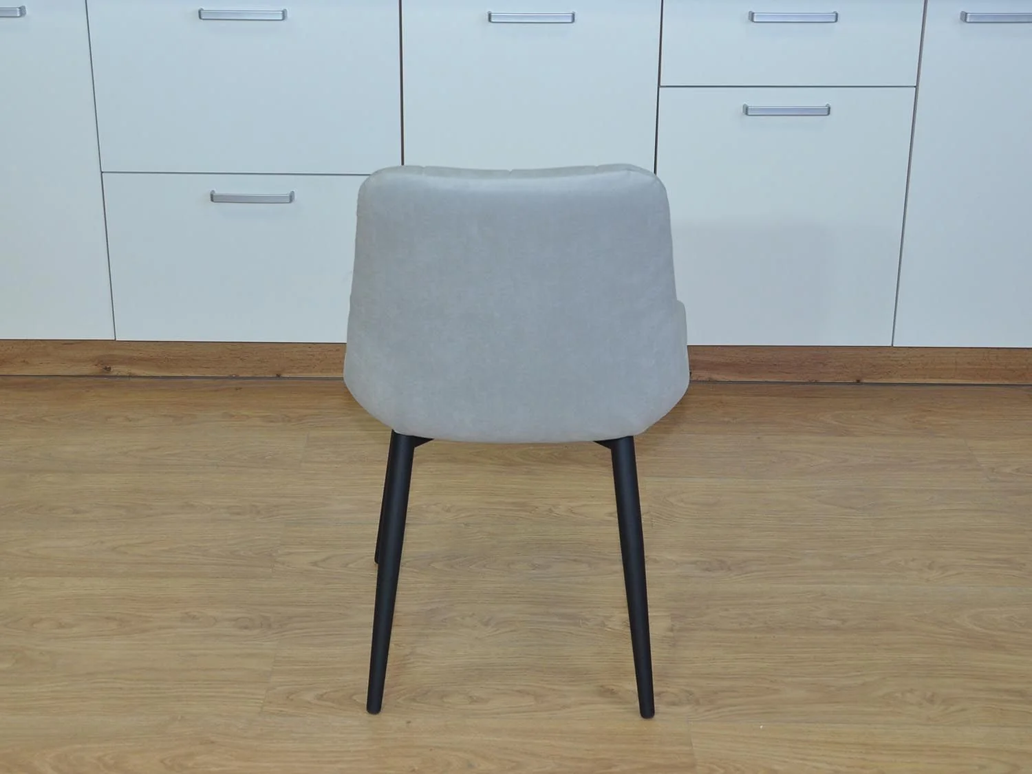 Стул Р / черный /велюр светло-серый