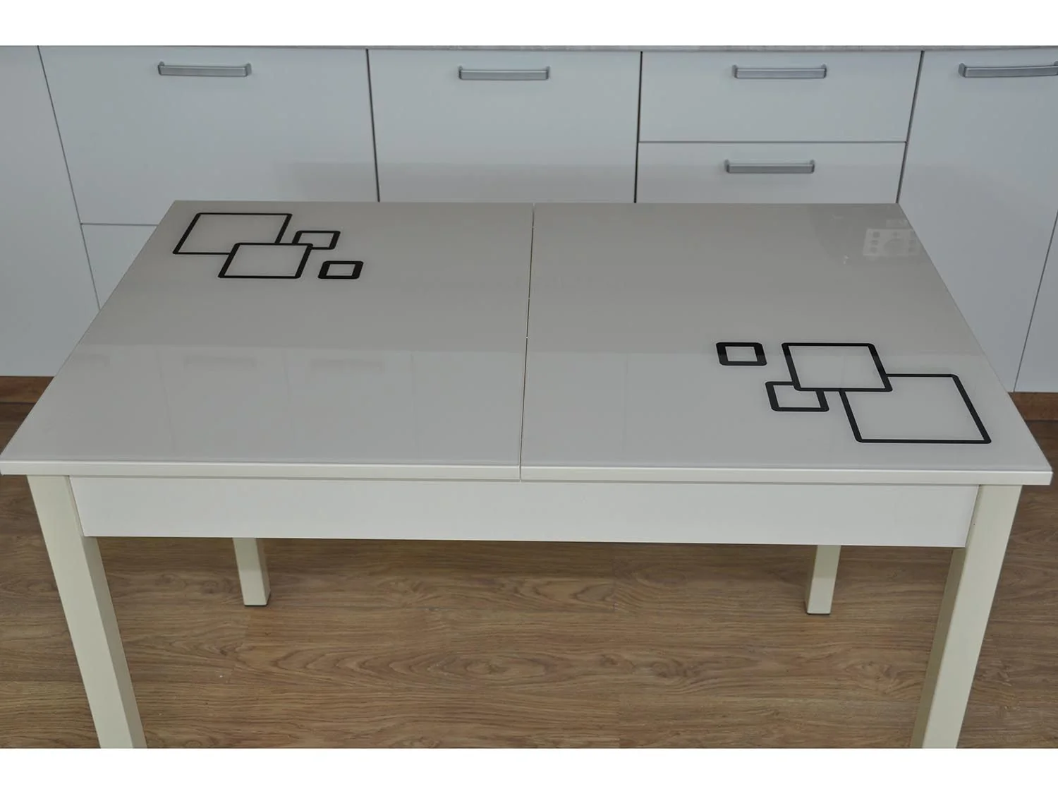 Альфа фотопечать стол обеденный раздвижной / квадраты на бежевом/дуб молочный/бежевый