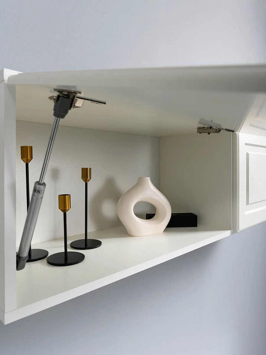 Ливерпуль Шкаф навесной Белый/Ясень ваниль