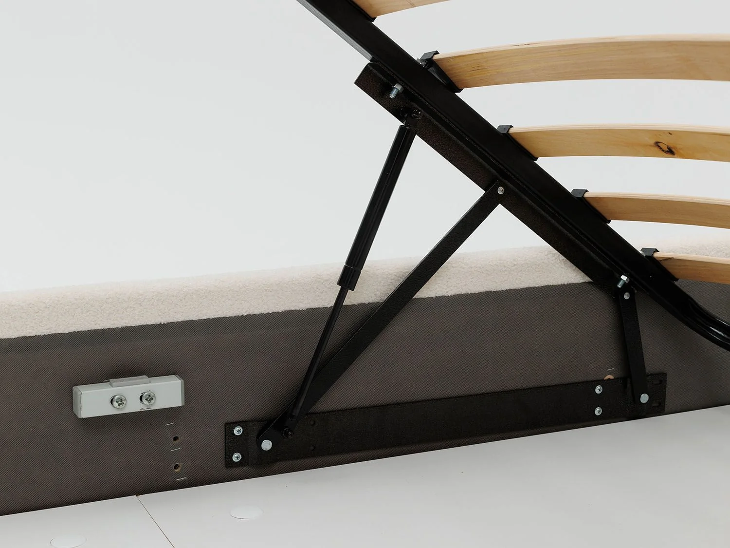 Кровать Fly 1400 с под. механизмом / белый