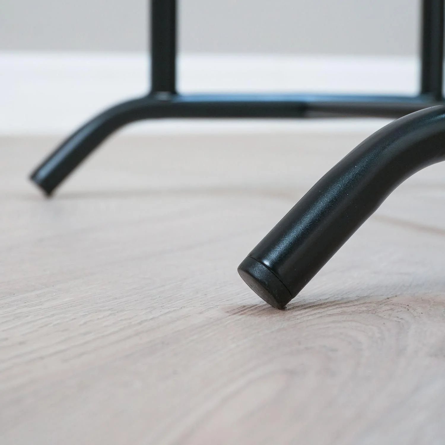 Вешалка костюмная Стиль 3 Черный