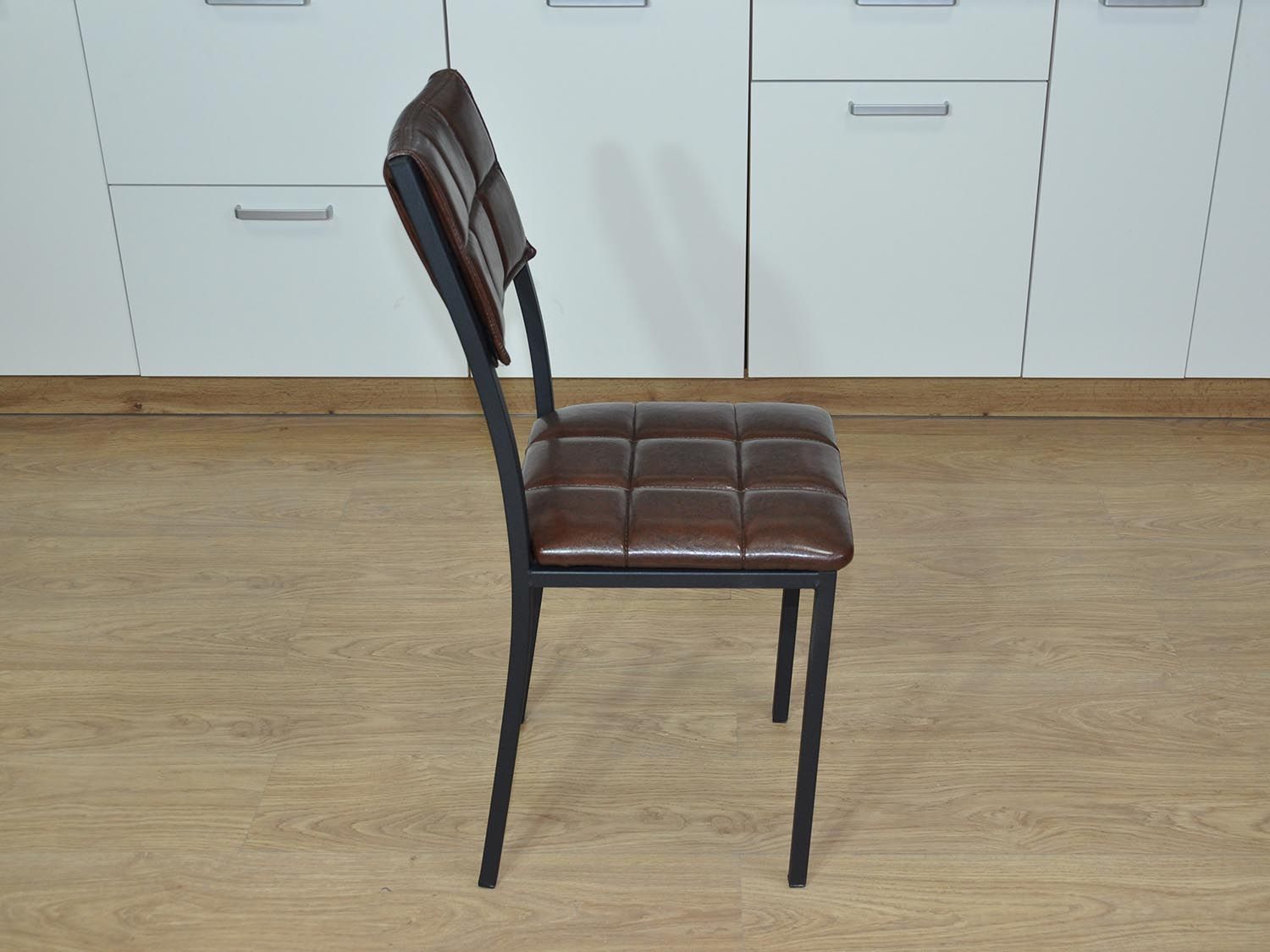 Стул Т / черный/коричневый