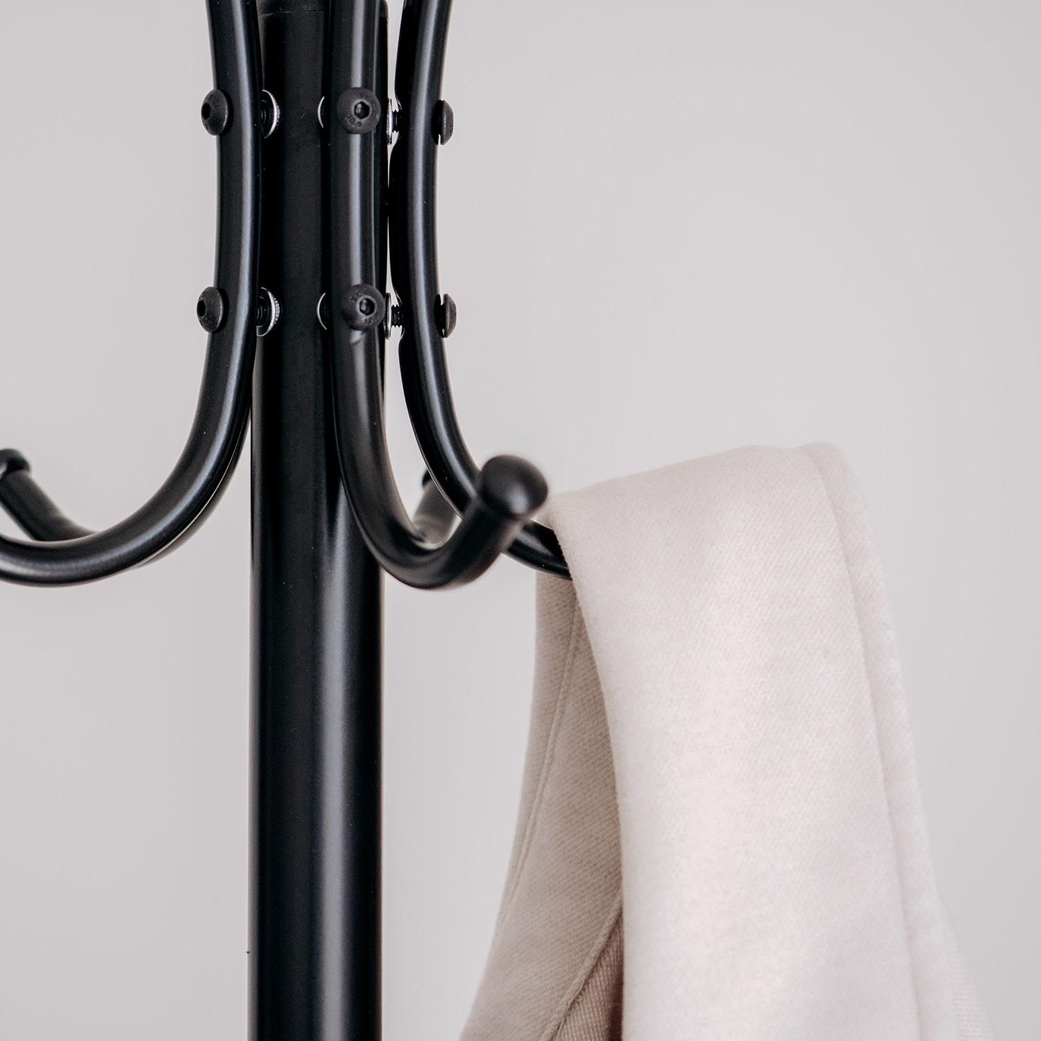 Вешалка напольная Корона разборная Черный
