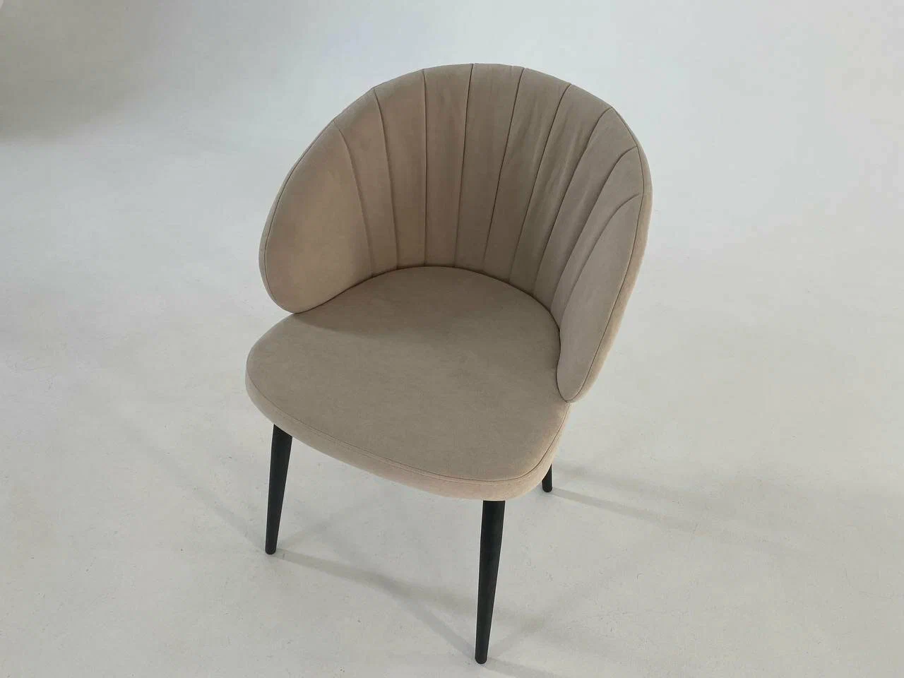 Стул З / черный /велюр бежевый