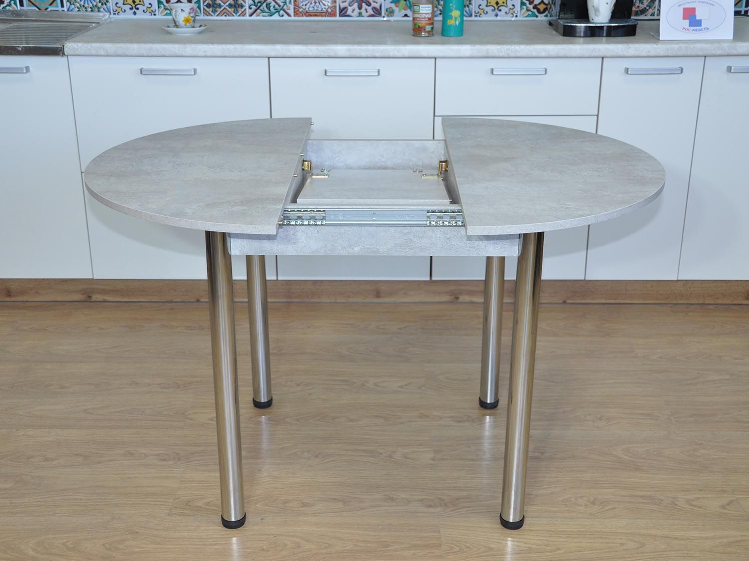 Стол обеденный Ники Хром / цемент светлый